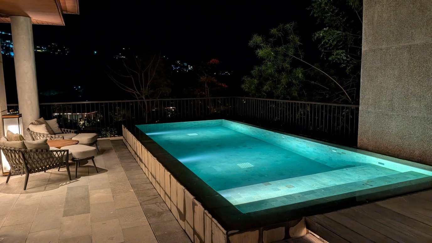 Private pool and seating