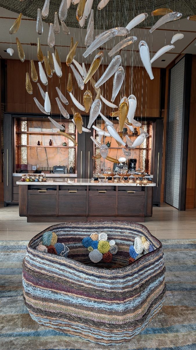 Lounge with bird sculptures